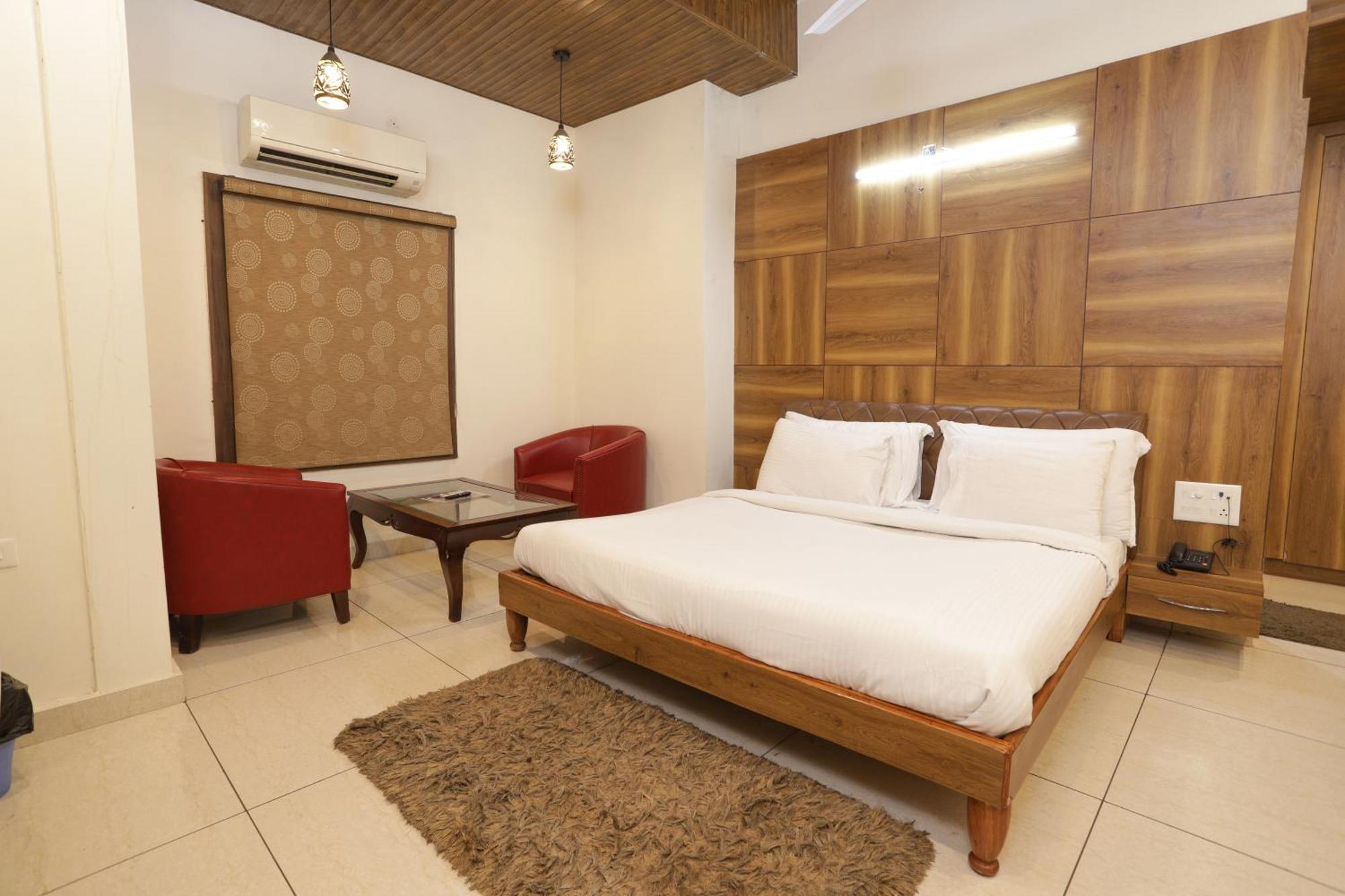 Hotel Razia Inn Hisār Exterior foto