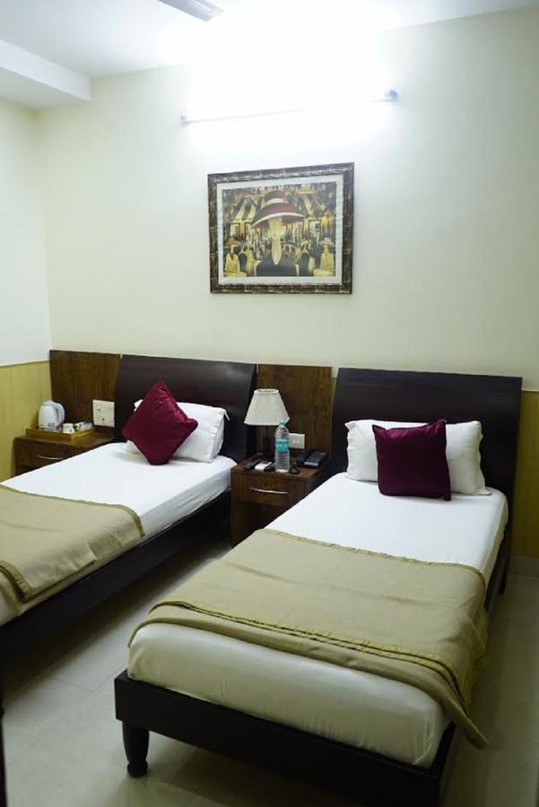 Hotel Razia Inn Hisār Exterior foto